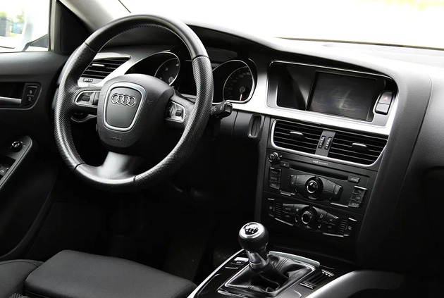 Audi A5 cena 55990 przebieg: 159980, rok produkcji 2011 z Szczawnica małe 562